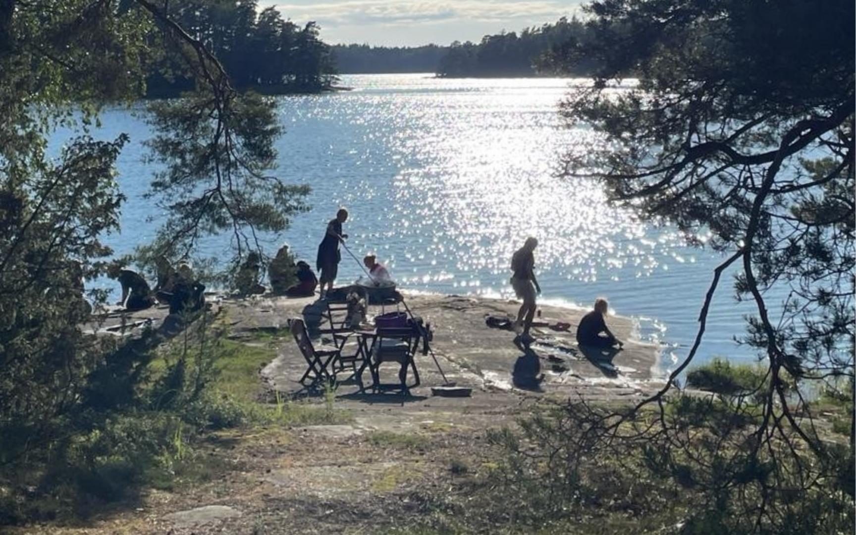 Grillning vid Stornäsholms klippor